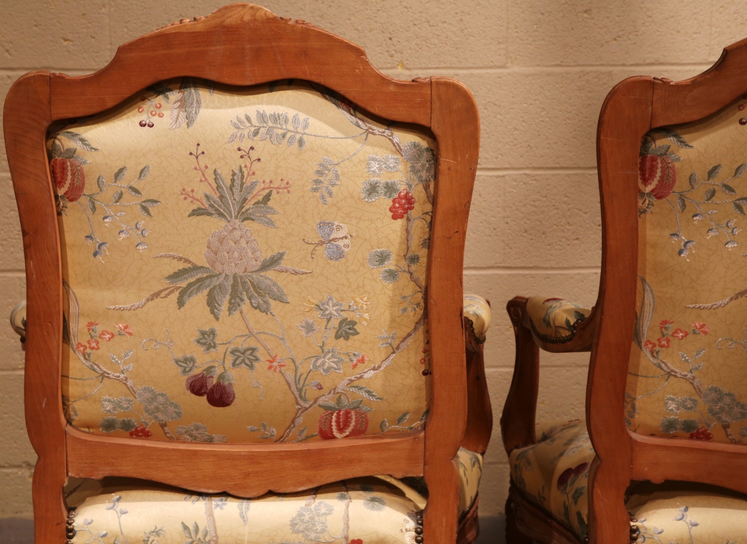 New Scalamandre Upholstery - Circa 1910 Louis XV-Style Carved