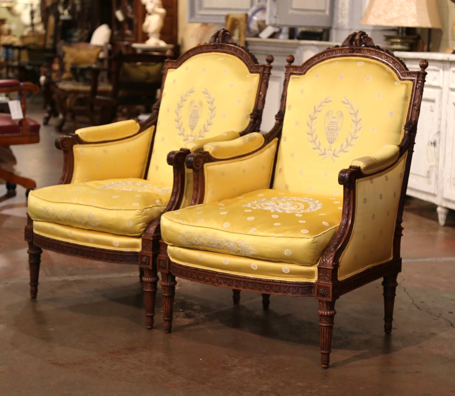 Antique Italian 18th Century Louis XVI Walnut Chairs, Set of 2 for sale at  Pamono