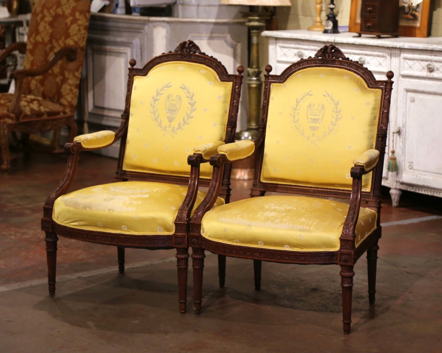 Lot 637: Pr. French Louis XVI Chairs w/ Gilt Carving