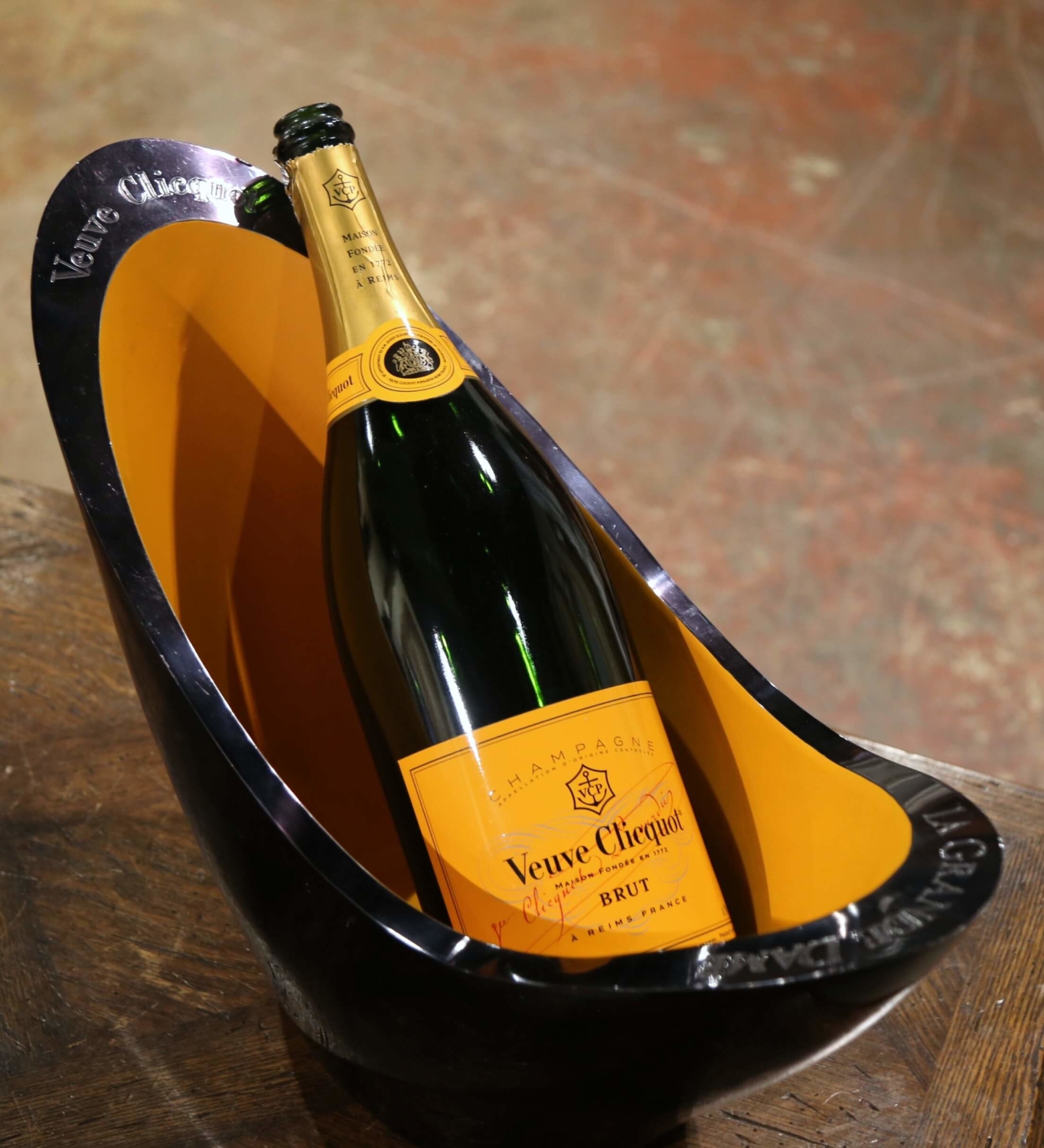 French Cooler Painted Vintage Magnum - Champagne French Clicquot\