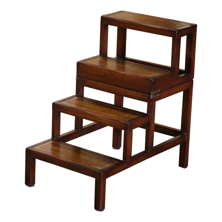 Early 20th Century English Carved Walnut Coffee Table and Folding Step Ladder