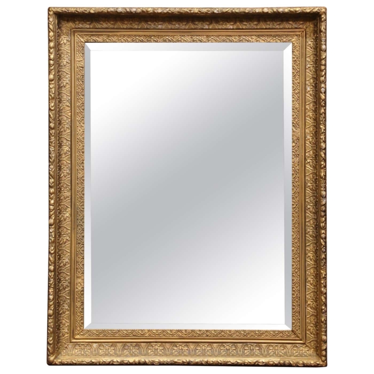 19th Century French Louis Philippe Giltwood Wall Mirror with Foliage Motifs