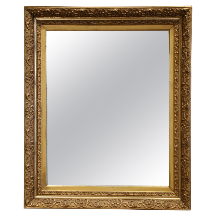 19th Century French Louis Philippe Giltwood Wall Mirror with Foliage Motifs
