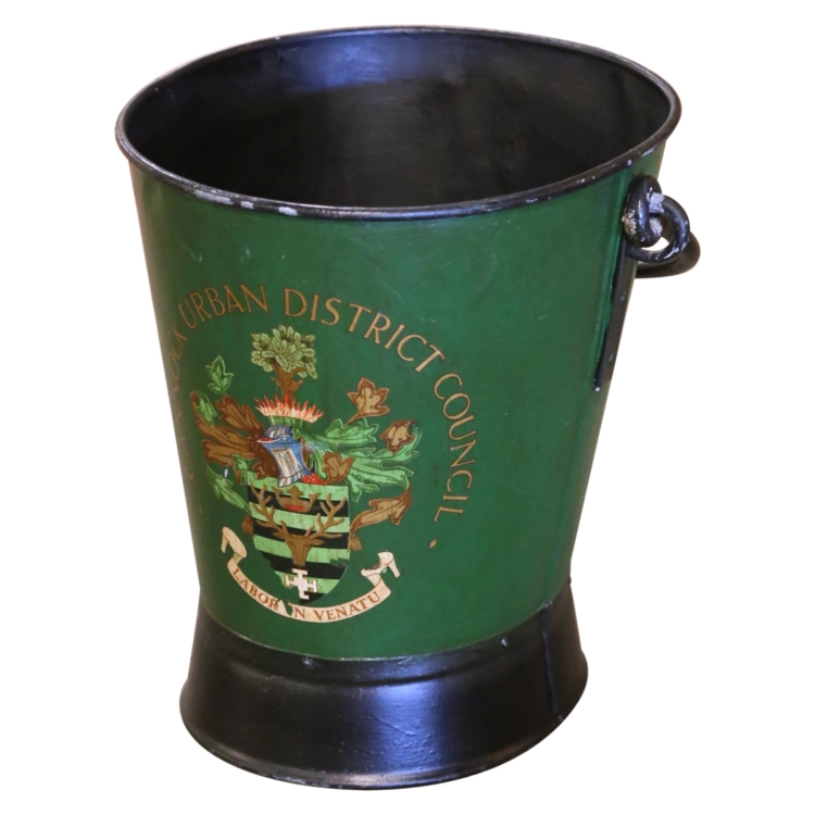 Early 20th Century English Hand-Painted Iron Fire or Coal Bucket with Crest