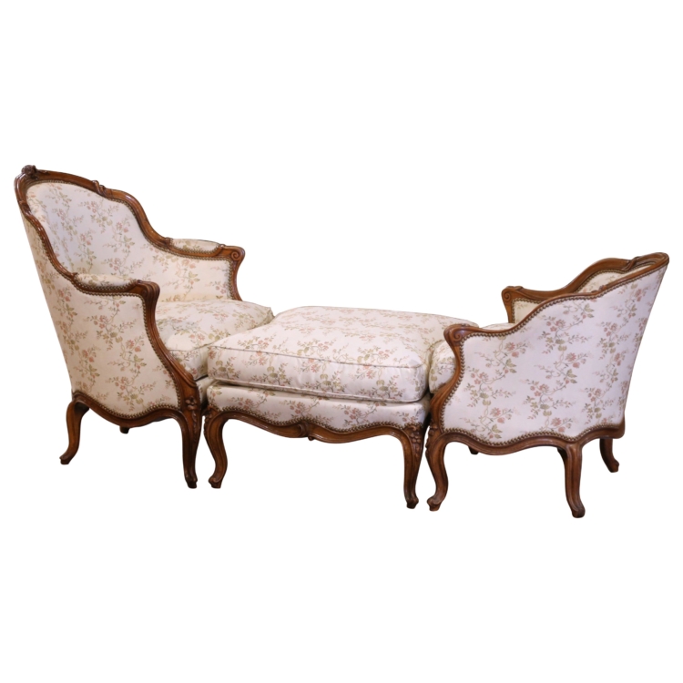 19th Century French Louis XV Carved Walnut Three-Piece Chaise Lounge