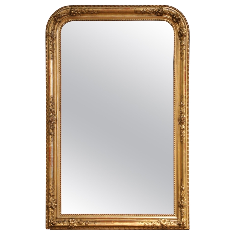 19th Century French Louis Philippe Carved Giltwood Mirror with Floral Motifs